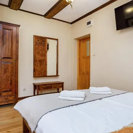 Mazurska Lesniczowka Bed & Breakfast Nowy Zyzdroj