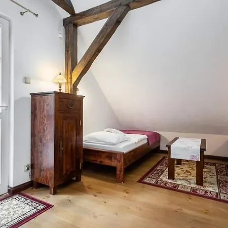 Mazurska Lesniczowka Bed & Breakfast Nowy Zyzdroj