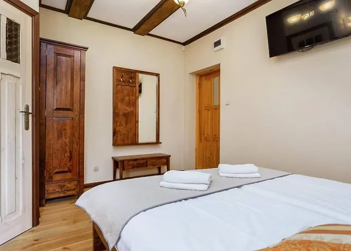 Mazurska Lesniczowka Bed & Breakfast Nowy Zyzdroj