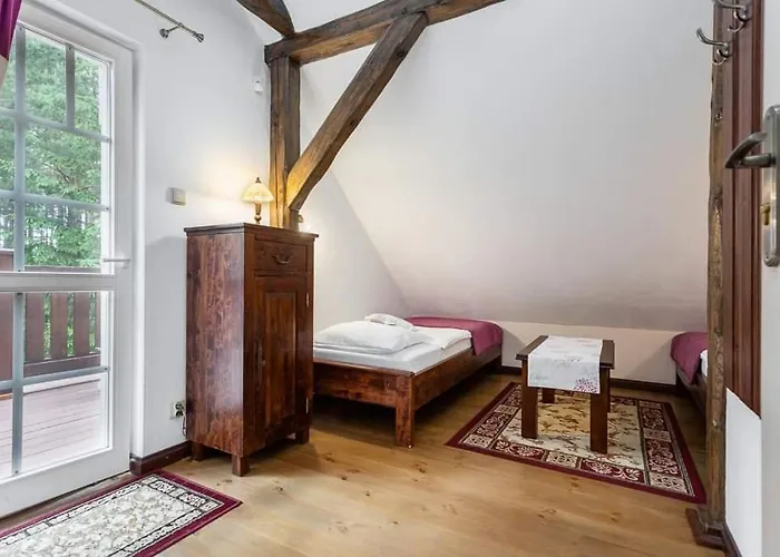 Mazurska Lesniczowka Bed & Breakfast Nowy Zyzdroj